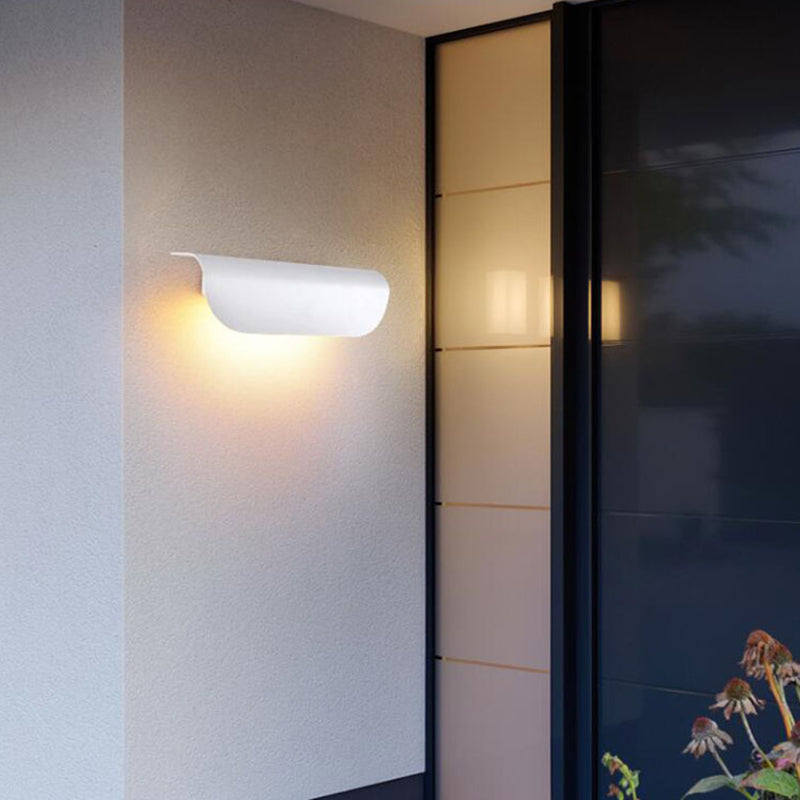 Astoria Outdoor Wall Light – Stylish Illumination for Modern Exteriors 4