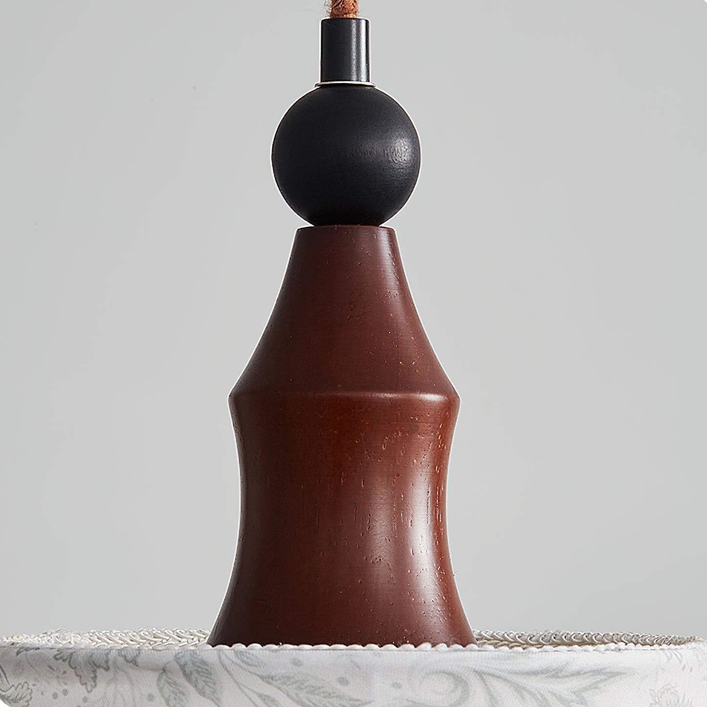 Aurelian Pendant Light – Elegant Fusion of Tradition and Modernity 5