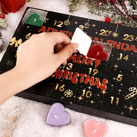 Candle Dream Advent Calendar – Heart-Shaped Candles for Festive Moments 2
