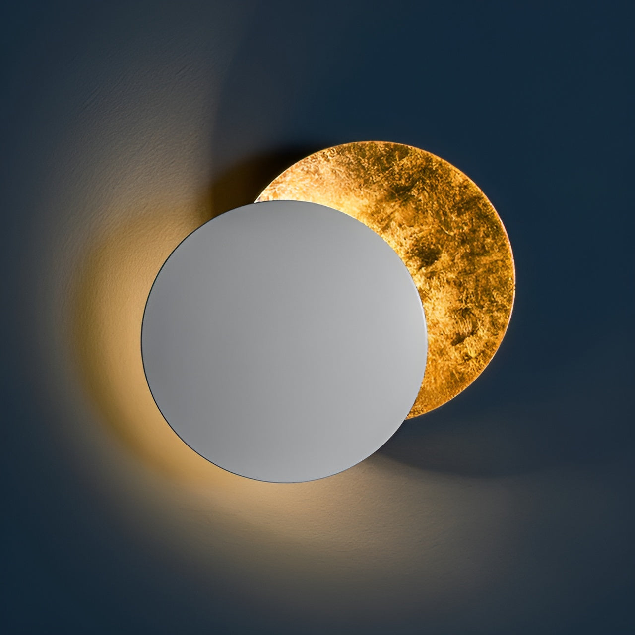 Celestial Glow LED Wall Light – Captivating Illumination for Any Room 2
