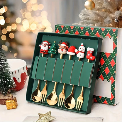 Christmas Fork and Spoon Set – Charming Santa Design for Festive Feasts 1