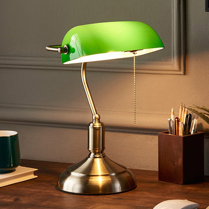 Classic Banker Lamp Green Glass Shade – Elegant Light for Tranquil Spaces 0