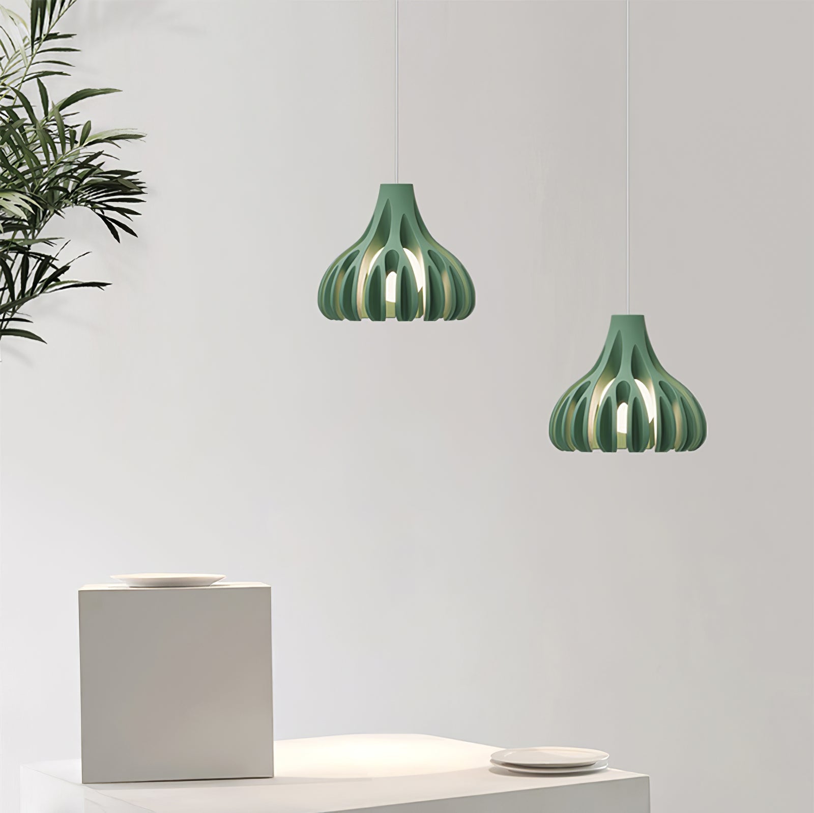 Coral Resin Pendant Lamp – Modern Arc Design for Stylish Interiors 8