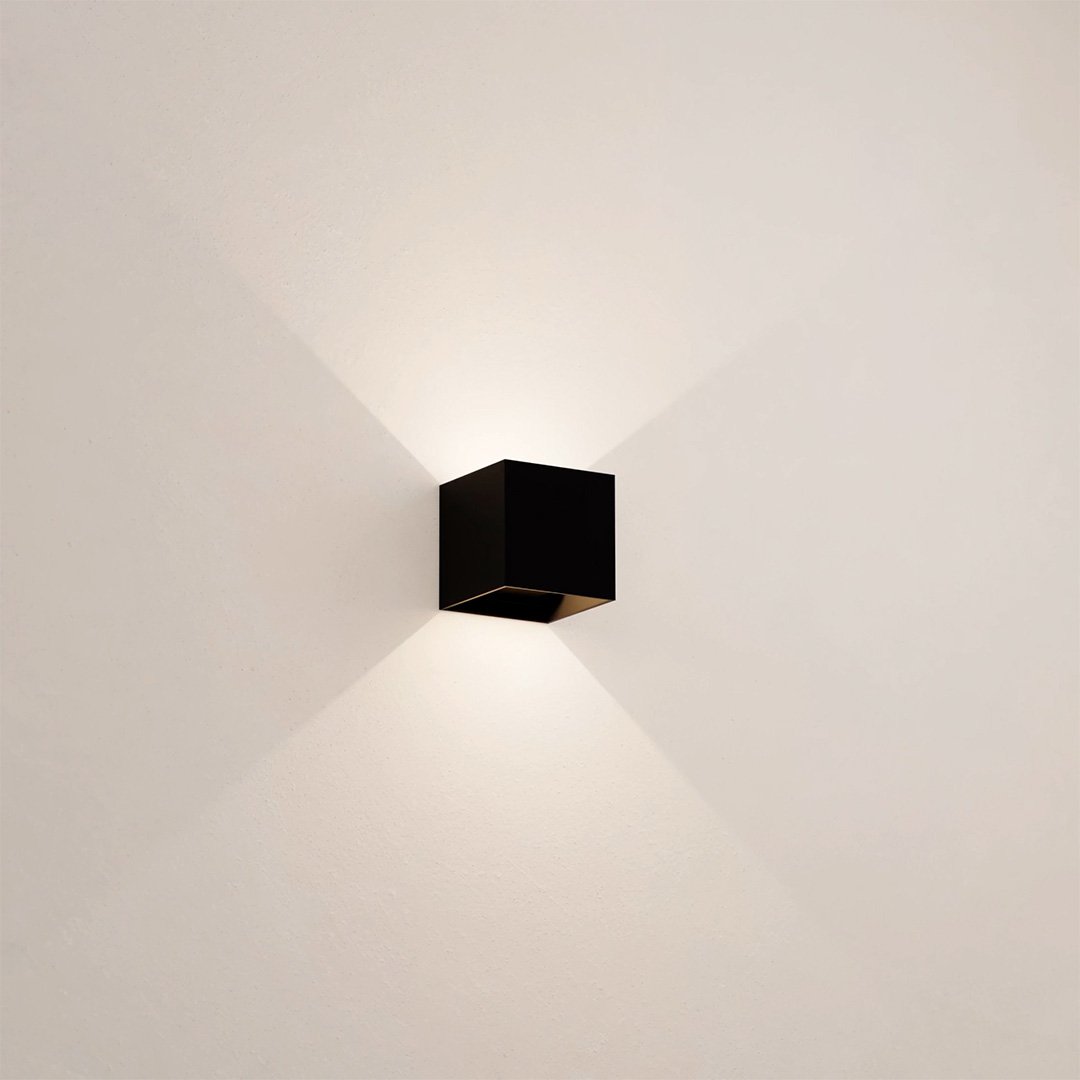 Decorative LED Wall Light – Customizable Warm Illumination for Any Space 2