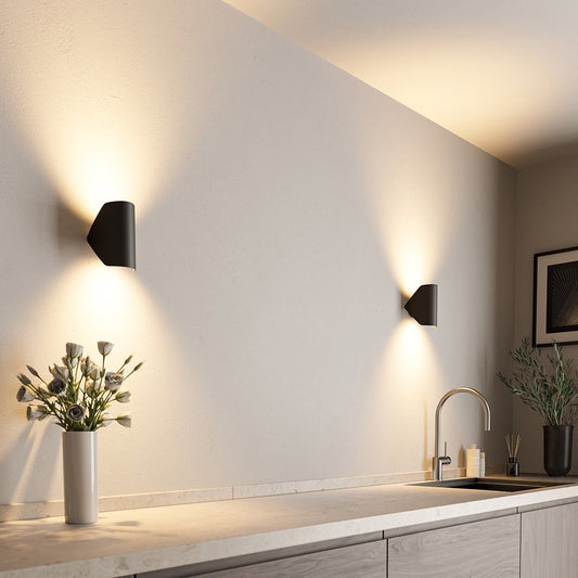 Decorative Outdoor Wall Lamp – Stylish Illumination for Your Patio 0