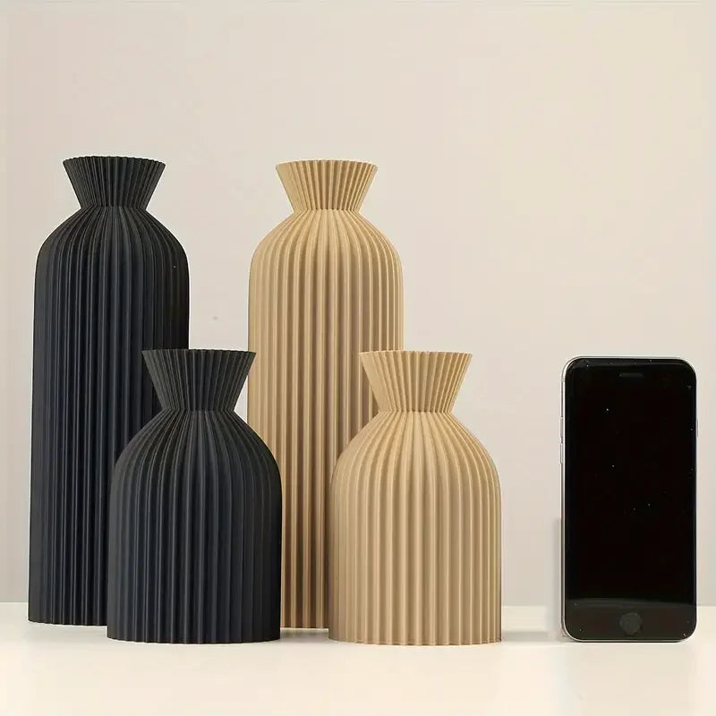 Elegant Black Plastic Vase – Modern Touch for Stylish Decor 1