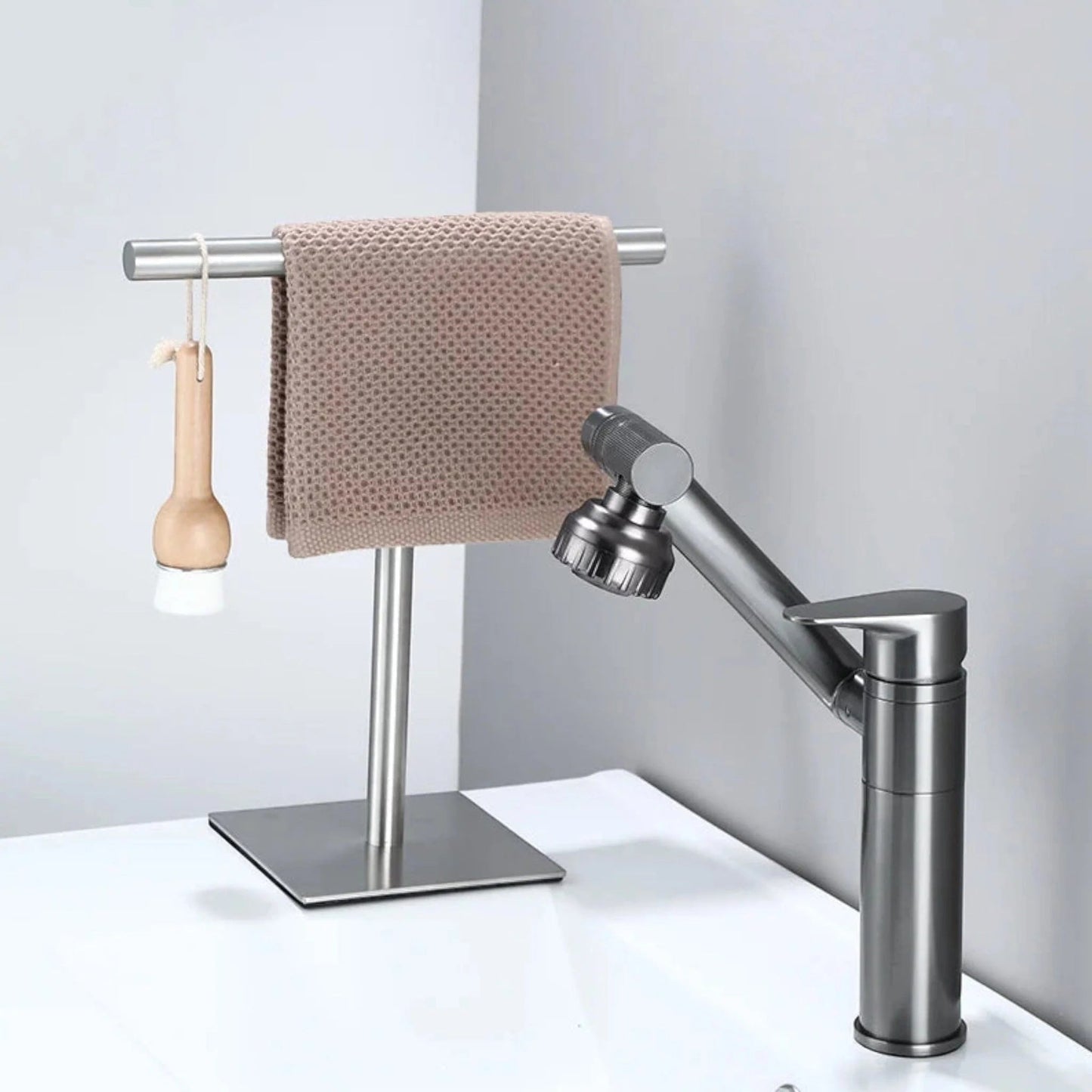Elegant Towel Rack – Stylish Towel Storage Solution for Modern Bathrooms 4