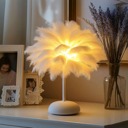 Feathered Fantasy Table Lamp – Elegant Nature-Inspired Illumination for Cozy Nights 1