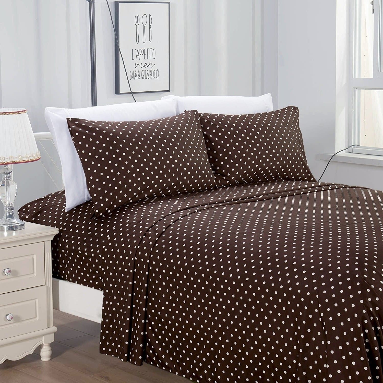 **Fitted Sheet Brown Dots** – Premium Comfort for Restful Sleep 0