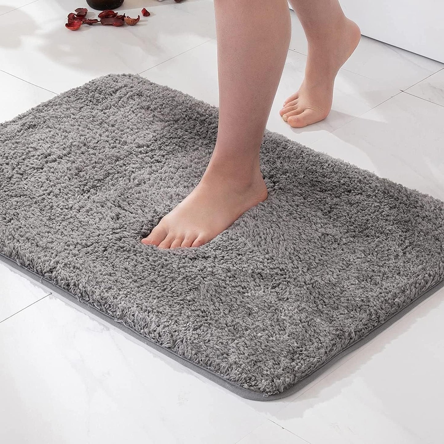 Fur Plush Bath Mat – Luxurious Comfort for Your Feet 1