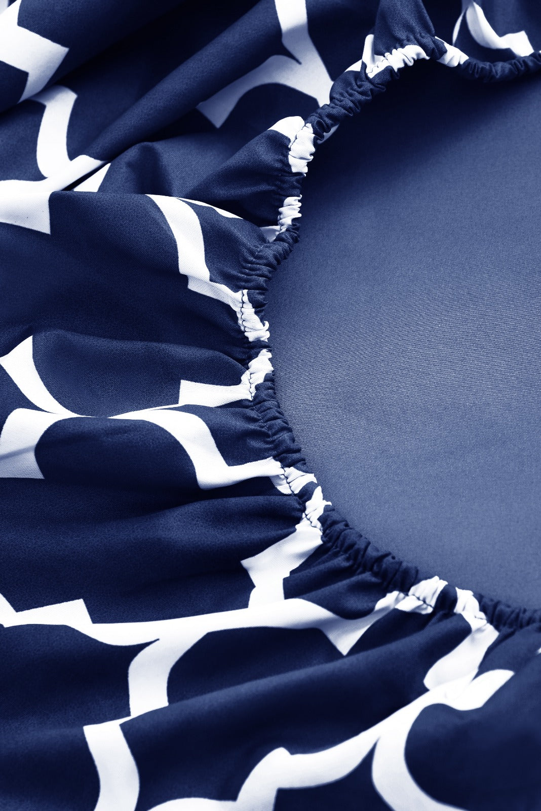 Geometric King Size Fitted Sheet – Ultimate Comfort for Dreamy Nights 4