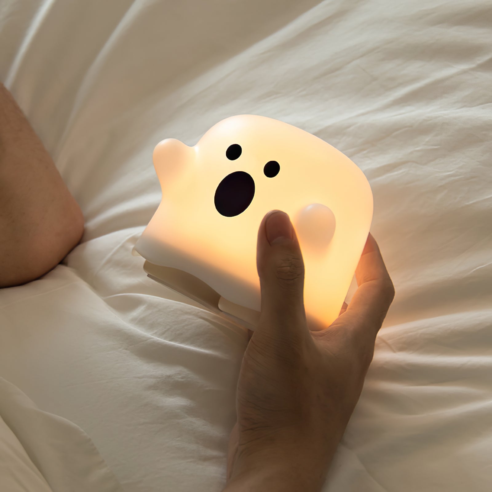Ghost Table Lamp – Cordless Design for Effortless Elegance 2
