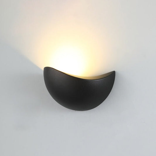 HalfGround LED Wall Lamp – Sleek Style with Versatile Illumination 0
