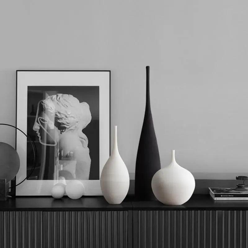 Handmade White Ceramic Vase – Timeless Elegance for Modern Spaces 3