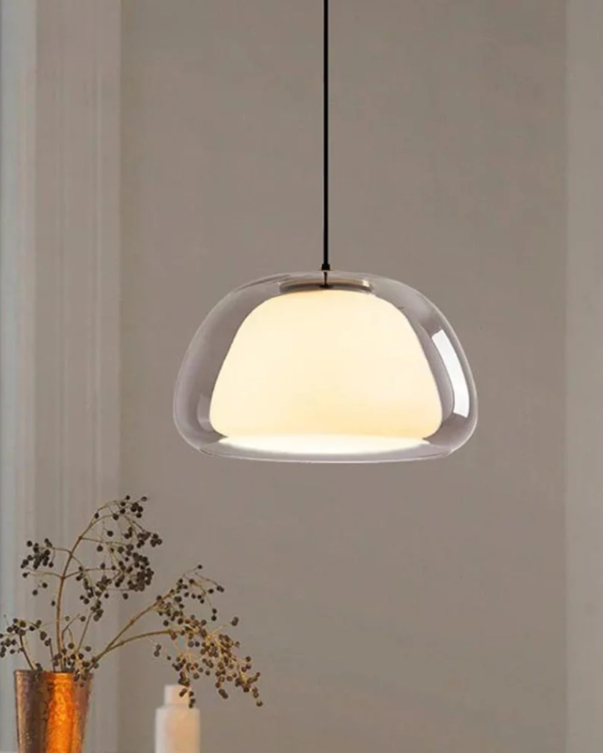 Hanging Light Glass Sphere Duo – Stylish Design with Warm Illumination 8