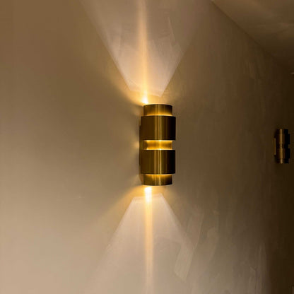 Ivy Wall Light Antique Brass – Timeless Elegance for Stylish Interiors 3