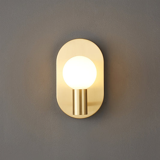 Kalux Wall Lamp Brass – Chic Illumination for Cozy Spaces 0