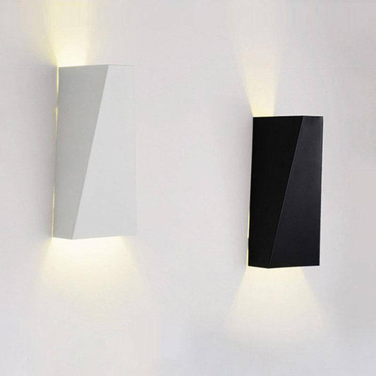 Kubik LED Ceiling Light – Sleek Cubic Design for Modern Ambience 1