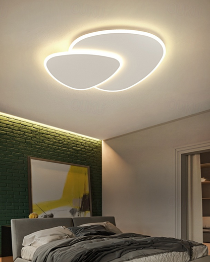 L'Éclipse Moderne Ceiling Lamp – Elegant Asymmetrical Design with Warm LED Light 8