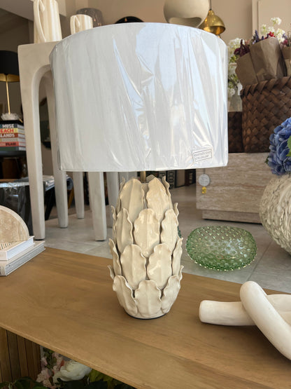 Layered Lamp Leaf – Handcrafted Ceramic Design for Elegant Spaces 6