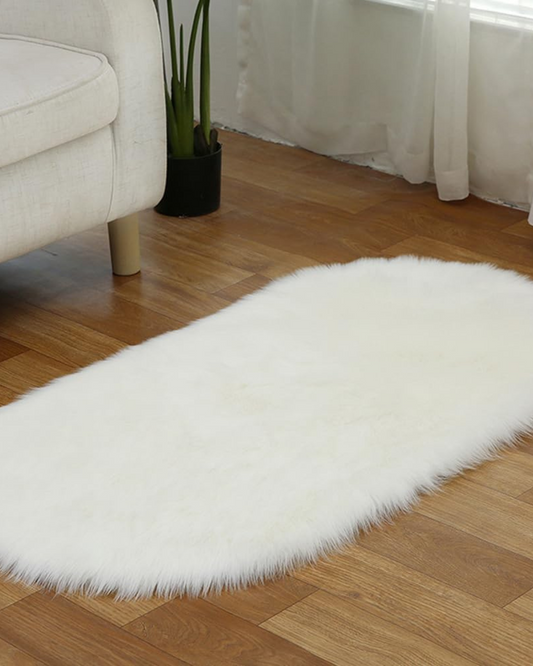 **Le Luxe Furré – Elegant Washable Carpet for Any Room** 1