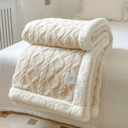 Le Rêvaire Elegant Fleece Blanket – Luxurious Warmth with Cozy Comfort 5