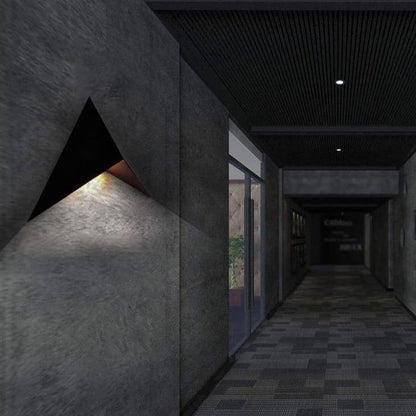 Loft Triangular LED Wall Light – Modern Design with Versatile Illumination 2