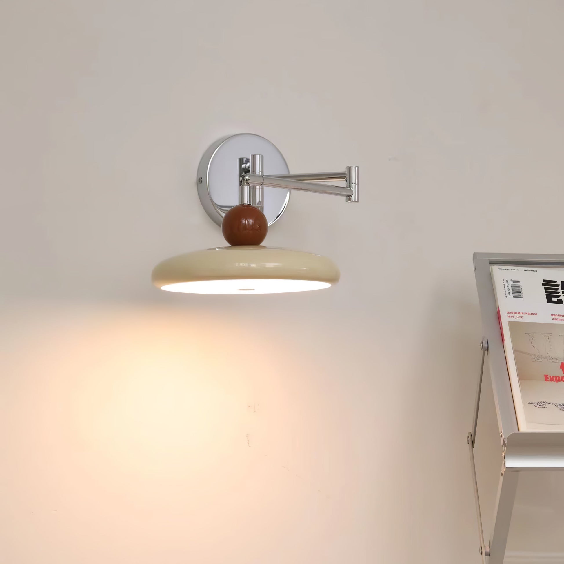 Lola Wall Lamp With Swivel Arm – Elegant Illumination for Modern Spaces 5