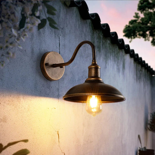 Loni Outdoor Wall Light With Swan Neck – Timeless Elegance for Your Garden 1