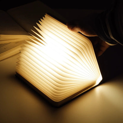 Luminobook – Stylish LED Book Light for Cozy Reading 2