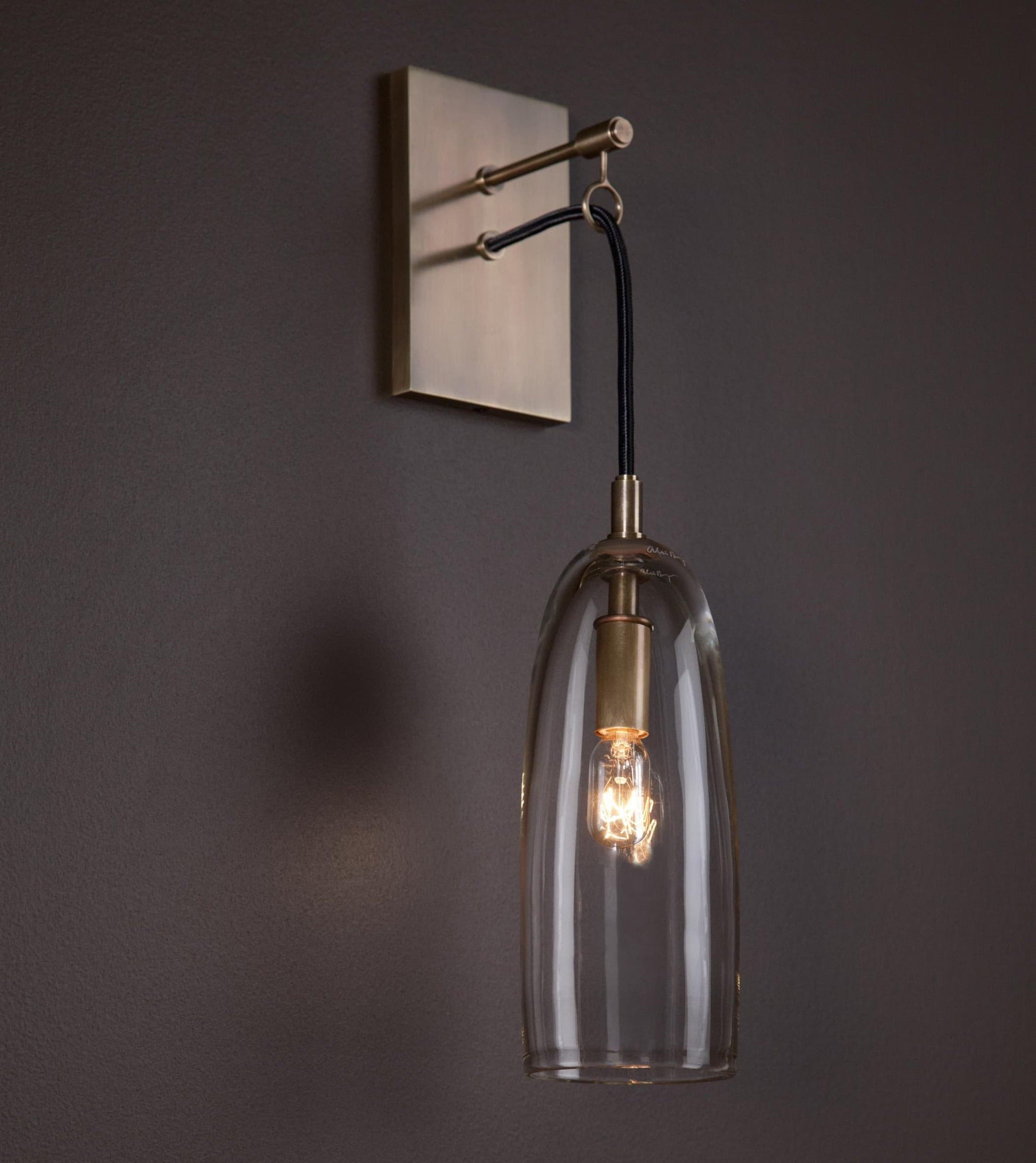 Lure Wall Sconce Lighting – Timeless Style for Elegant Spaces 8