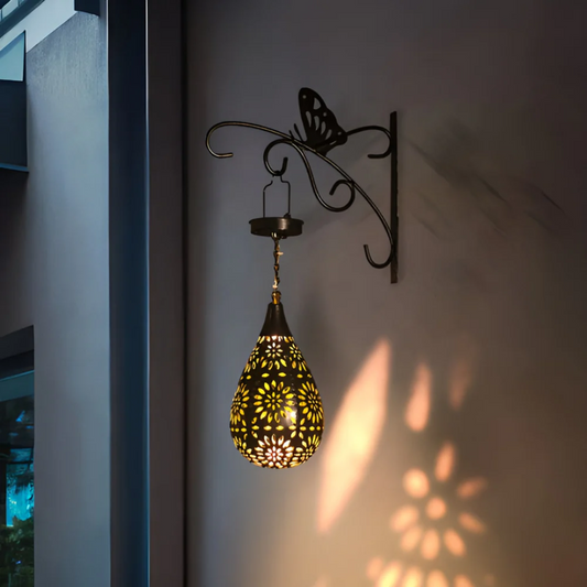 Luxe Solar Outdoor Lamp – Elegant Garden Illumination 4