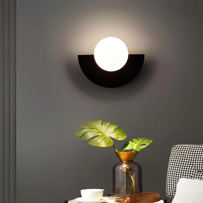 Lyca Wall Lamp – Elegant Sconce for Modern Spaces 3