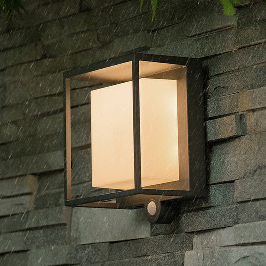 Lynora Solar Wall Lamp – Eco-Friendly Outdoor Illumination 0