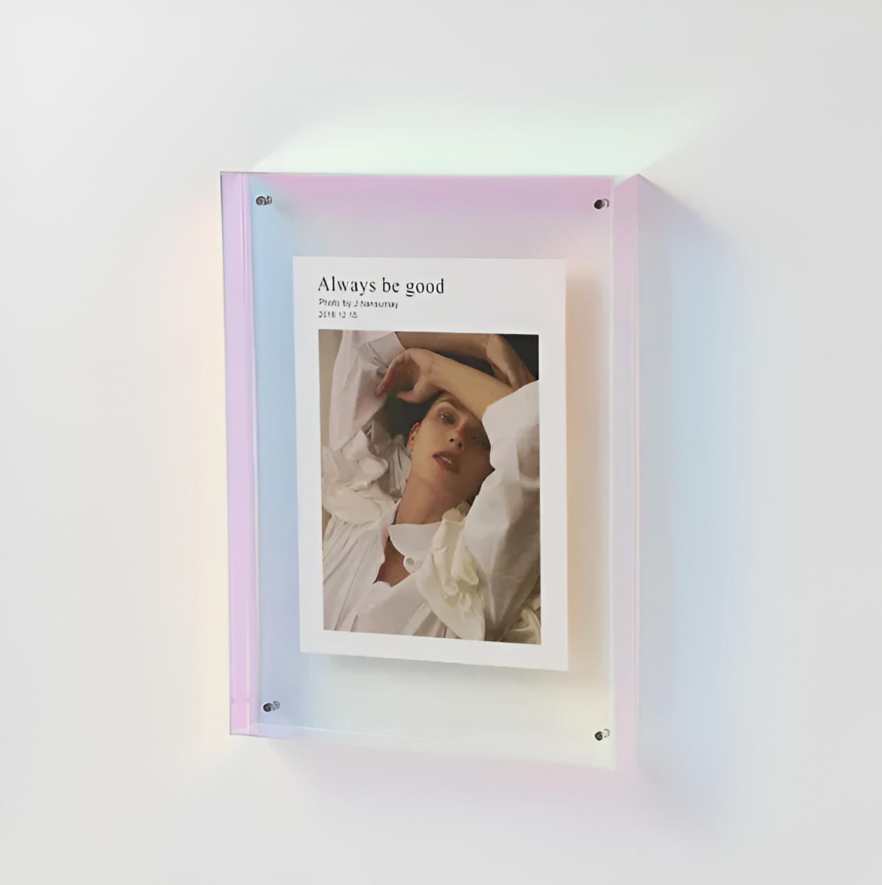 Modern Acrylic Picture Frame – Stylish Display for Your Favorite Memories 13