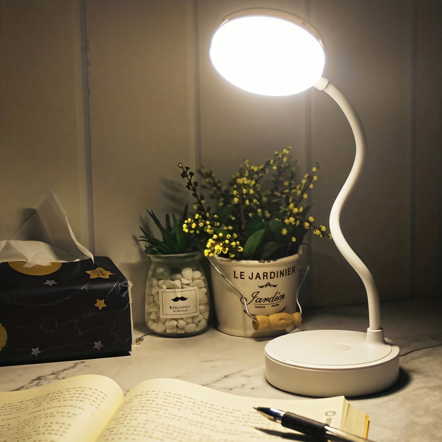 Modern LED Desk Lamp – Compact Illumination for Cozy Spaces 0