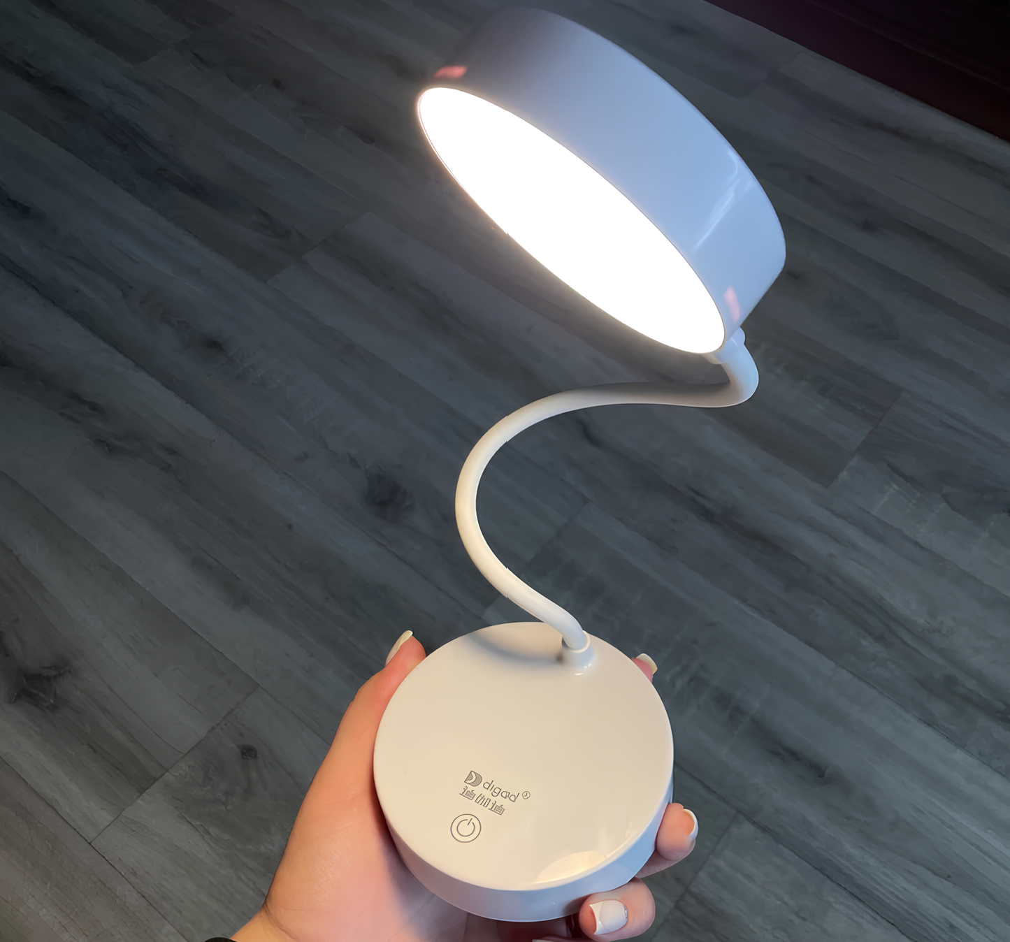 Modern LED Desk Lamp – Compact Illumination for Cozy Spaces 5