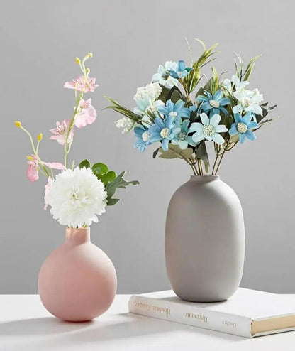 Modern Nordic Ceramic Vase – Unique Art Piece for Elegant Spaces 4