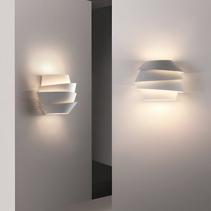 Modern Scandinavian Wall Sconce – Sleek Design for Cozy Atmosphere 5
