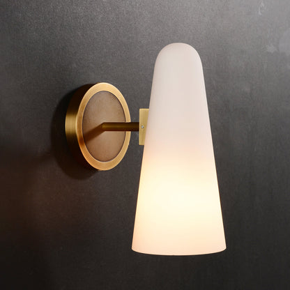 Montfaucon Wall Lamp – Timeless Elegance for Cozy Spaces 6