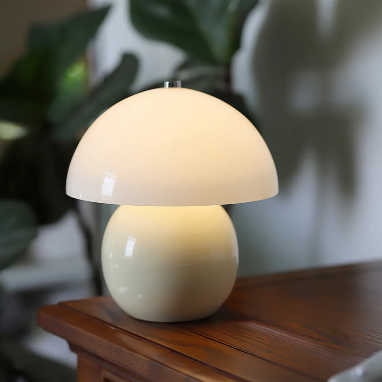 Mushroom Ceramic Table Lamp – Whimsical Glow for Delightful Spaces 6