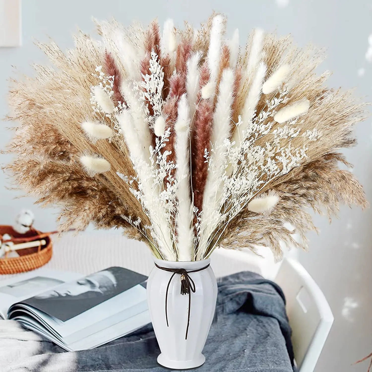 Natural Dried Pampas Grass Bouquet – Chic Floral Accent for Elegant Spaces 2
