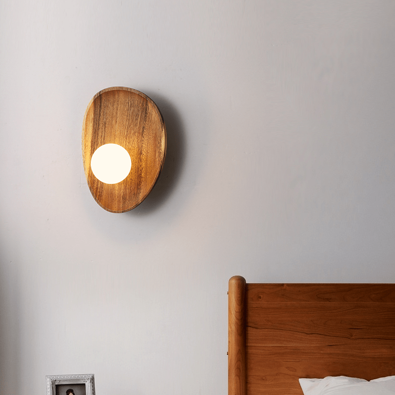 Natural Wooden Wall Lamp – Cozy Illumination for Any Room 3