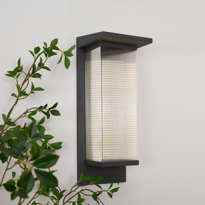 Oleron Outdoor Wall Light – Minimalist Design for Elegant Spaces 3