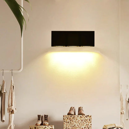 Outdoor LED Wall Light – Stylish Glow for Your Exterior 4
