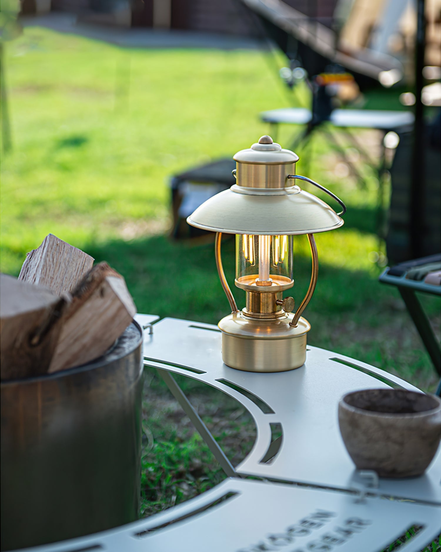 Outdoor Table Lamp – Modern Design with Warm Atmosphere 4