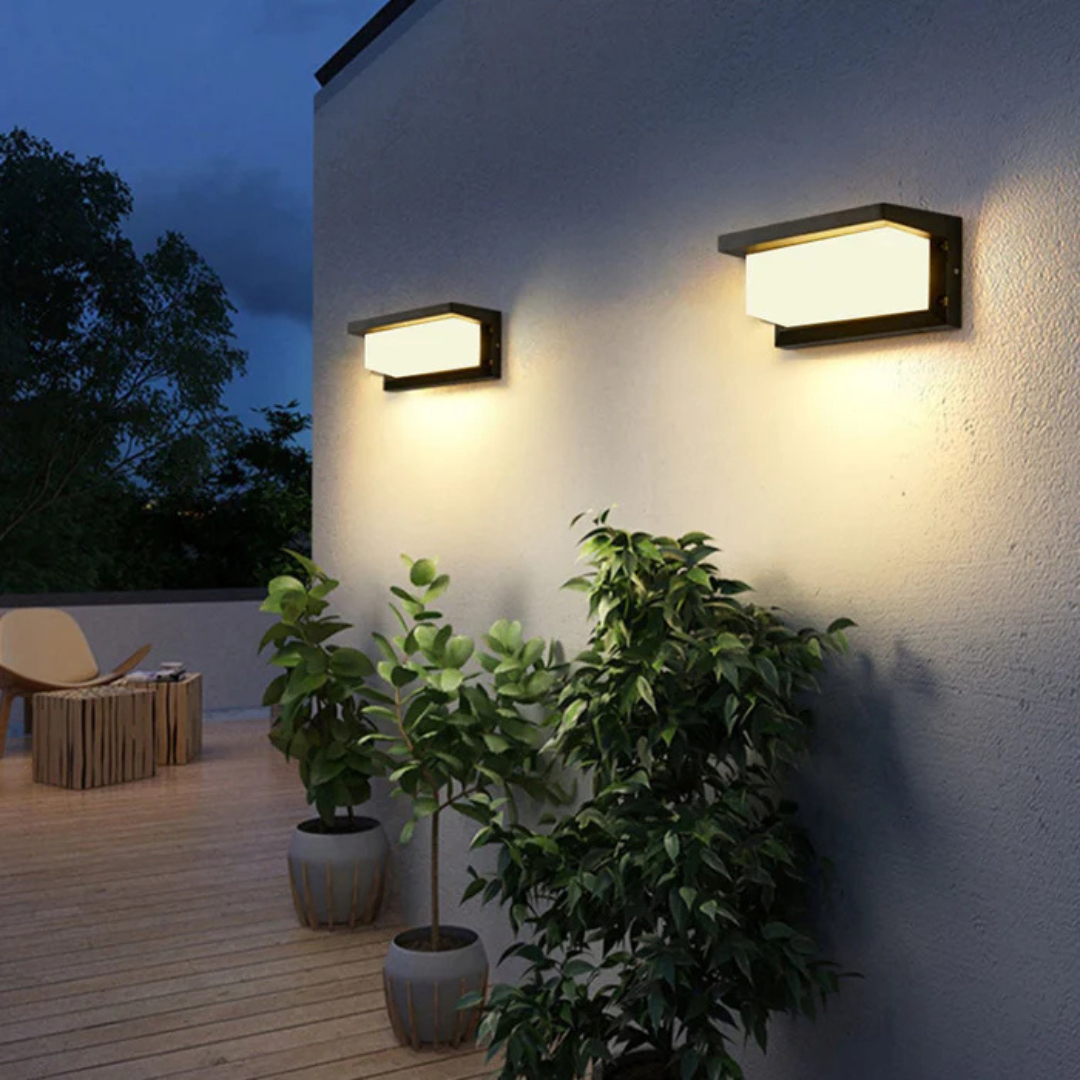 Outdoor Wall Light with Motion Sensor – Smart Security Solution for Any Space 2