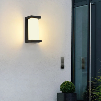 Outdoor Wall Light with Motion Sensor – Smart Security Solution for Any Space 5