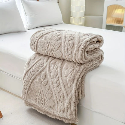 Paris Weave Jacquard Fleece Blanket – Luxurious Softness for Cozy Evenings 8