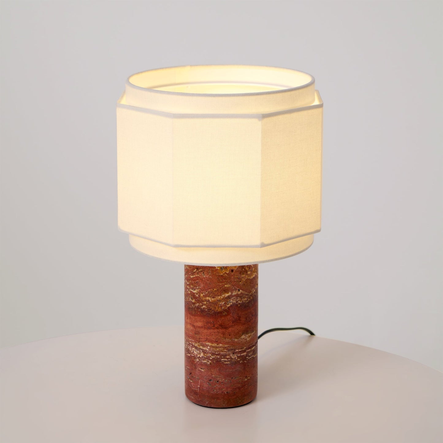 Pipito Table Lamp – Elegant Design with Cozy Ambiance 4